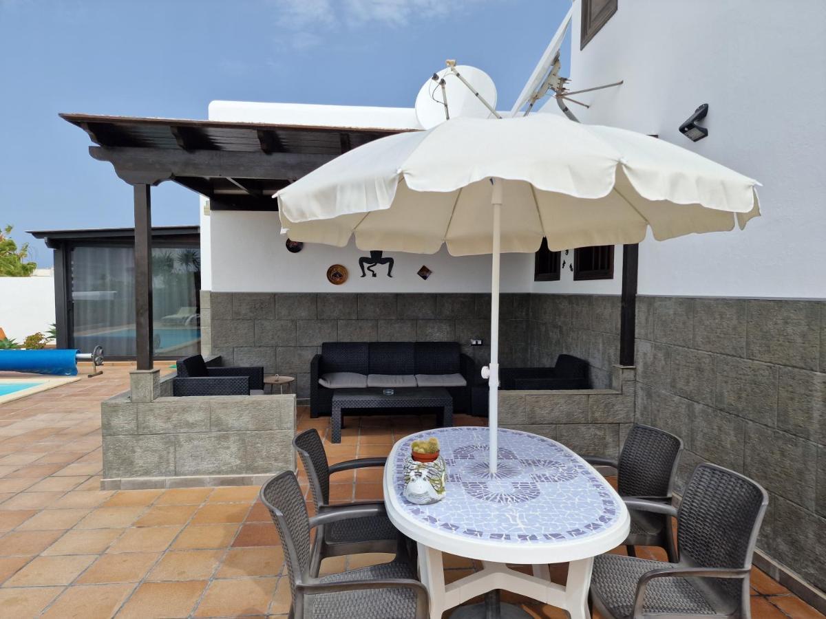 Villa Lola Playa Blanca  Buitenkant foto