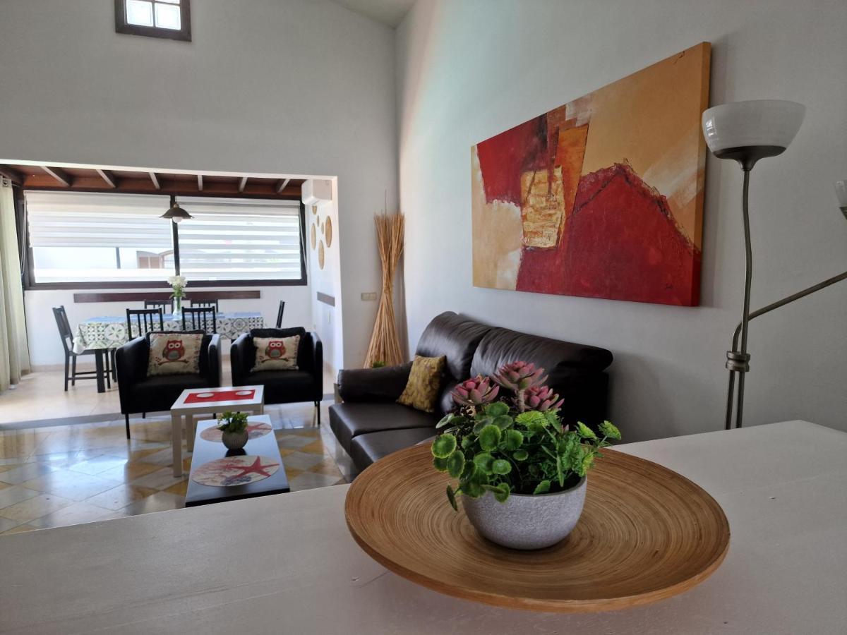 Villa Lola Playa Blanca  Buitenkant foto